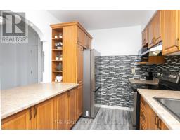 48 - 971 ADELAIDE STREET - 8