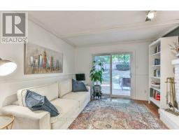 70 FAIRLANE ROAD - 24
