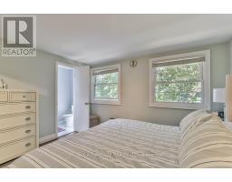 70 FAIRLANE ROAD - 28