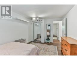 70 FAIRLANE ROAD - 32