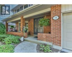 70 FAIRLANE ROAD - 4
