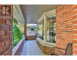 70 FAIRLANE ROAD - 6