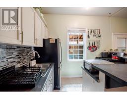 434 ENGLISH STREET - 22
