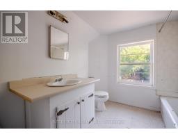 434 ENGLISH STREET - 42