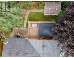 23 TOULON CRESCENT - 34