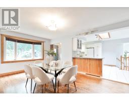 23 TOULON CRESCENT - 5