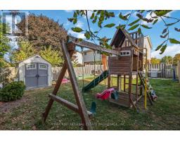 262 ADMIRAL DRIVE - 41