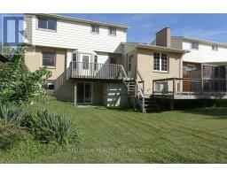 41 LUTON CRESCENT - 38
