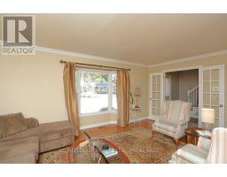 41 LUTON CRESCENT - 7