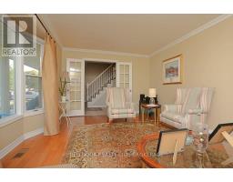 41 LUTON CRESCENT - 8