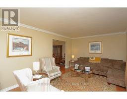 41 LUTON CRESCENT - 9