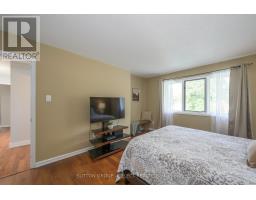 983 COUNTRY CLUB CRESCENT - 23