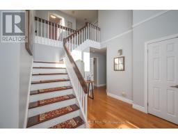 983 COUNTRY CLUB CRESCENT - 5