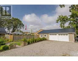 217 SHACKLETON STREET - 3