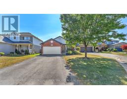 579 HARTOP PLACE - 2