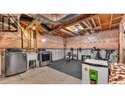 579 HARTOP PLACE - 29