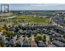 579 HARTOP PLACE - 3