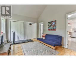 207 EAST STREET - 23