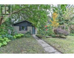 207 EAST STREET - 32