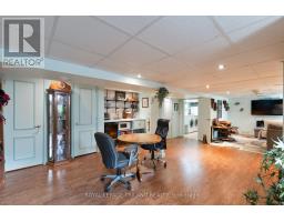 11 GREGORY PLACE - 25
