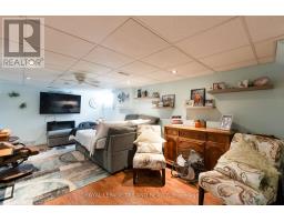 11 GREGORY PLACE - 27