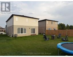 11 TRIEBNER STREET - 32
