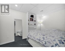 70 MARK STREET - 23