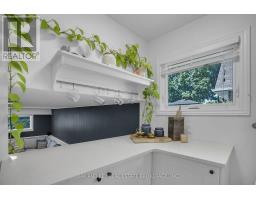 94 EDMUNDS CRESCENT - 12