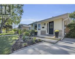 94 EDMUNDS CRESCENT - 2