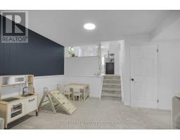 94 EDMUNDS CRESCENT - 20