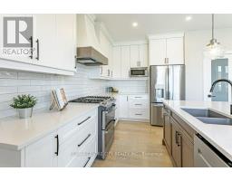 100 FOXBOROUGH PLACE - 16