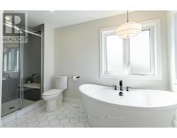100 FOXBOROUGH PLACE - 29