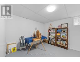 86 CALVERT LANE - 28