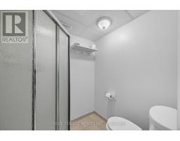 86 CALVERT LANE - 31