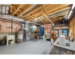 86 CALVERT LANE - 34