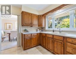1618 STONEYBROOK CRESCENT - 13