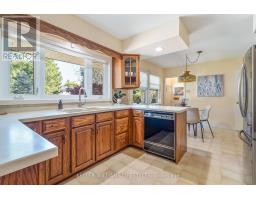 1618 STONEYBROOK CRESCENT - 15