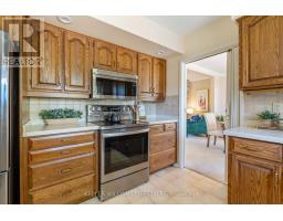 1618 STONEYBROOK CRESCENT - 16