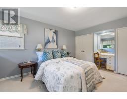 1618 STONEYBROOK CRESCENT - 18