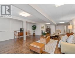 1618 STONEYBROOK CRESCENT - 31