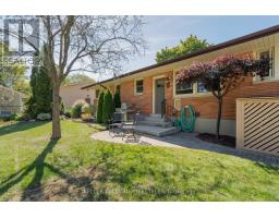 1618 STONEYBROOK CRESCENT - 48