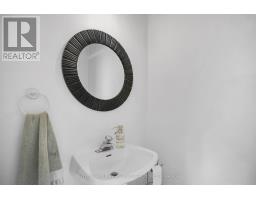 4 - 561 PRINCESS AVENUE - 11