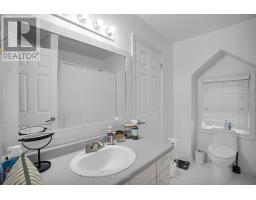 4 - 561 PRINCESS AVENUE - 20