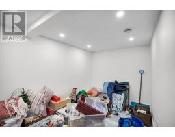 4 - 561 PRINCESS AVENUE - 25