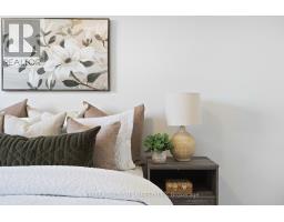 511 - 931 WONDERLAND ROAD S - 28