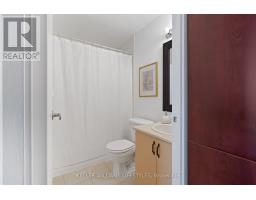511 - 931 WONDERLAND ROAD S - 34