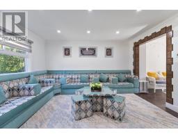 172 GOLFDALE CRESCENT - 9