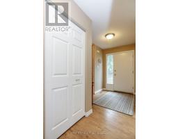 9 COTTONWOOD CRESCENT W - 10