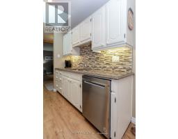 9 COTTONWOOD CRESCENT W - 20