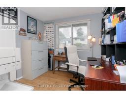 9 COTTONWOOD CRESCENT W - 35